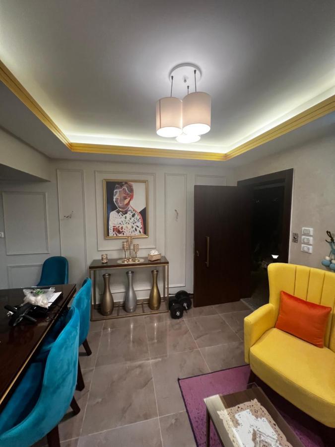 Luxury Flat With Garden And Private Entrance شقة فاخرة بحديقة و مدخل خاص Cairo Exterior foto