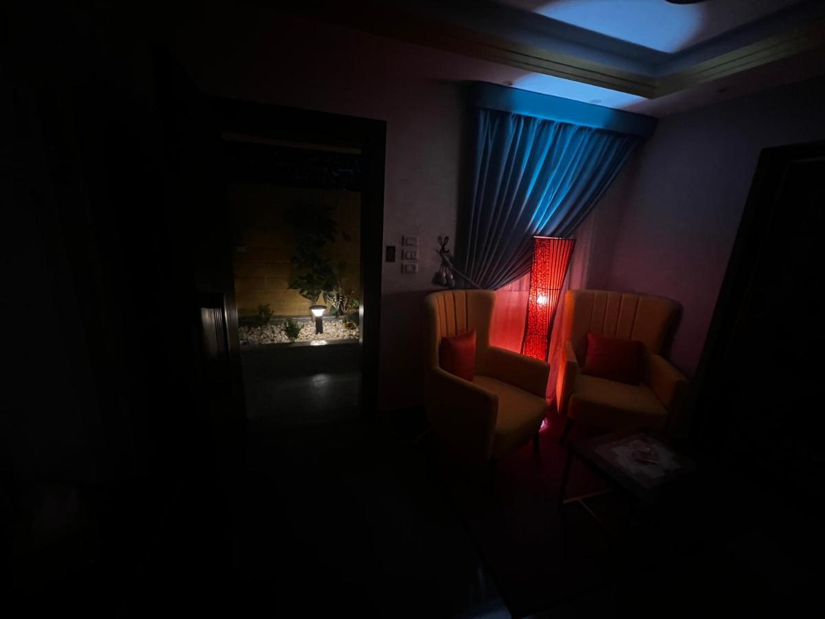 Luxury Flat With Garden And Private Entrance شقة فاخرة بحديقة و مدخل خاص Cairo Exterior foto