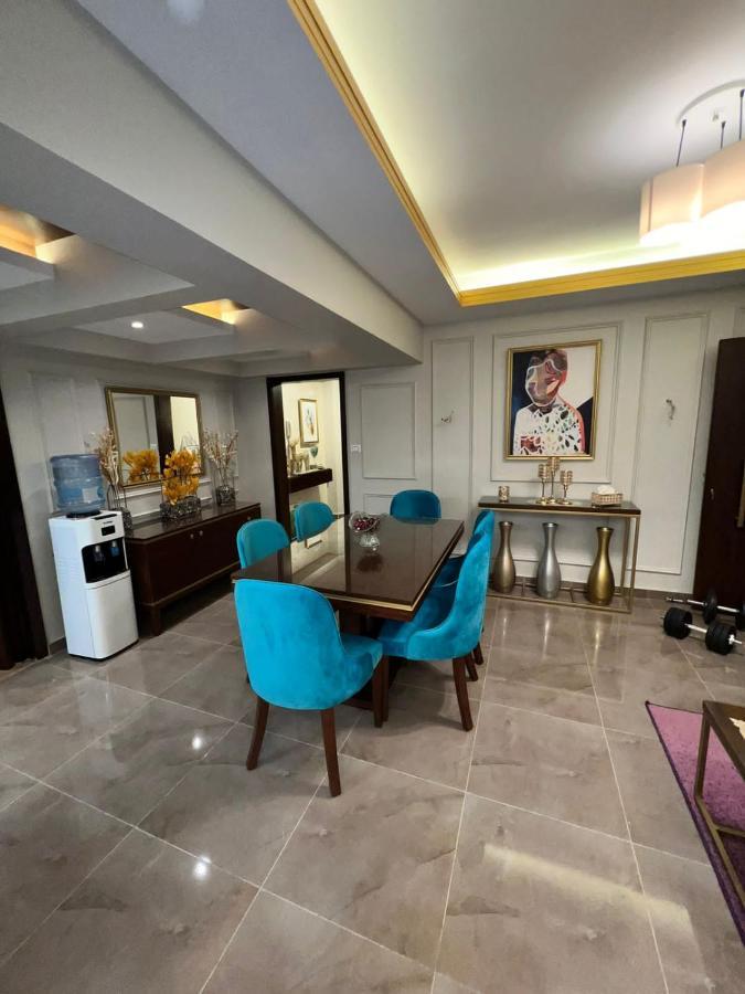 Luxury Flat With Garden And Private Entrance شقة فاخرة بحديقة و مدخل خاص Cairo Exterior foto